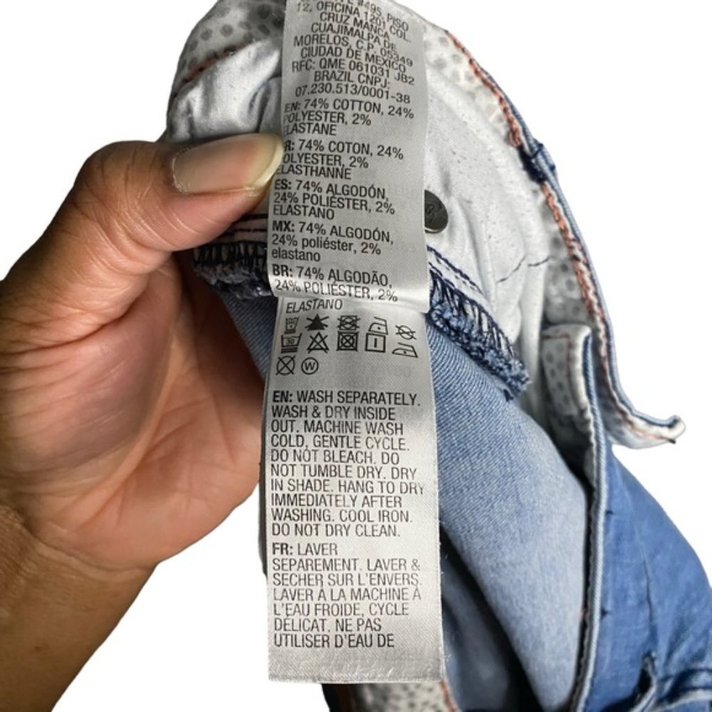 Roxy Women's Light Wash Mid Rise Distressed Denim Jeans - Picture 5 of 7